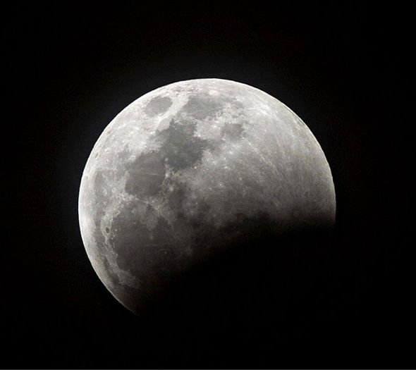 نخستین &laquo;خسوف خونین گرگینه&raquo; سال ۲۰۱۹ در نقاط مختلف جهان+تصاویر