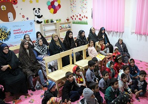 نخستین کارگاه قصه گویی مادر و کودک در گردکوه برگزار شد