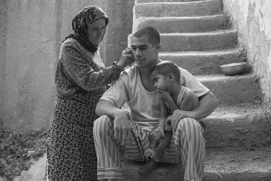 چراغ سی و هفتمین جشنواره فیلم فجر از فردا روشن خواهد شد