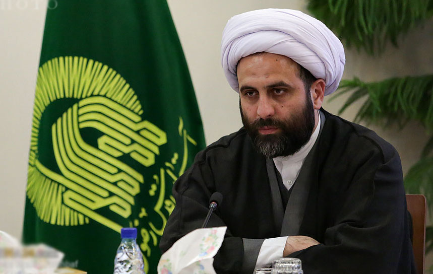 آستان قدس رضوی پناهی برای عاشقان ضامن آهو از سراسر جهان است/همزیستی توأم با محبت و خدا محوری؛ محور همایش امام رضا (ع) و گفت&lrm;وگوی ادیان/ همکاری ۲۰۰ هزار داوطلب مردمی با عنوان خادمیاری در آستان قدس رضوی/