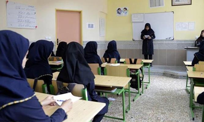 برخی در مدارس نیروی ضد انقلاب تربیت می&zwnj;کنند/ مدارس باید توانمند شوند