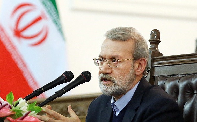 آذربایجان چشم و چراغ ایران است/ مسیر اشتغال را تسهیل می‌کنیم/ پول‌پاشی در کشور کار درستی نیست