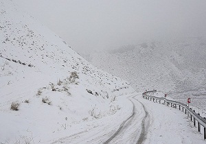 تردد در جاده‌های کوهستانی استان سمنان فقط با زنجیرچرخ