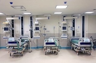تقدیر امام‌جمعه اصفهان از خیران عرصه سلامت