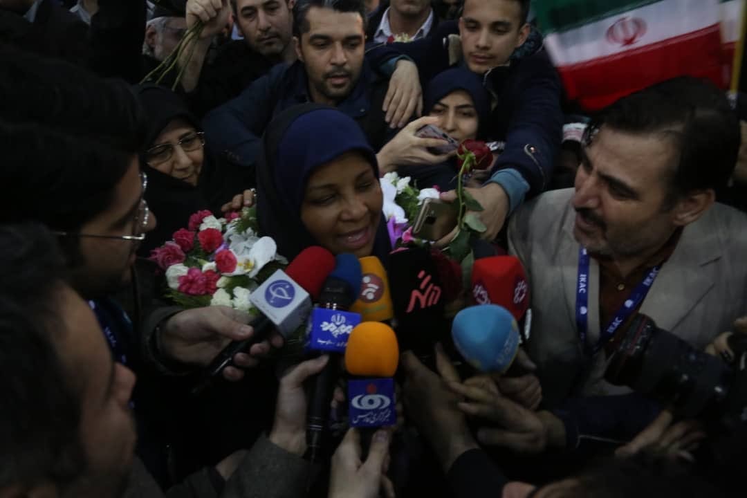 اولین تصاویر مرضیه هاشمی پس از ورود به تهران