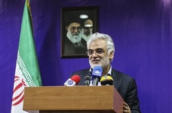 دانشگاه آزاد از شرکت های فناورحمایت می کند