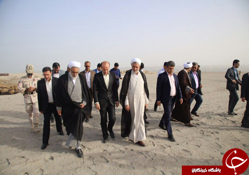 دادستان کل کشور از تجهیزات و توسعه بندر شهید بهشتی چابهار بازدید کرد دادستان کل کشور از تجهیزات و توسعه بندر شهید بهشتی چابهار بازدید کرد