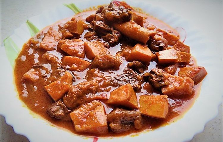 رفع غلظت خون با ((خورش قلیه ترش لرستان))/ مصرف این غذای محلی شما را در برابر انواع سرطان بیمه می&zwnj;کند