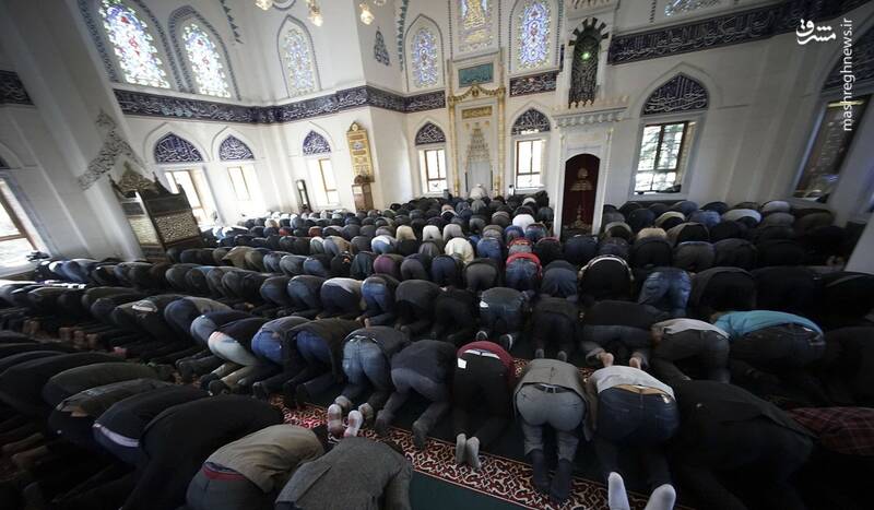 بهره&zwnj;بری بی&zwnj;دین&zwnj;ها و بودایی&zwnj;ها از بازار &laquo;حلال&raquo;/ چرا سهم گردشگری ایران نصیب چین و ژاپن می&zwnj;شود؟