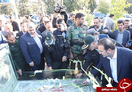 گلباران قبور مطهر شهدا در فارس