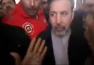 توضیحات محمود واعظی درباره اعتراض دو زن سیل زده لرستانی + فیلم
