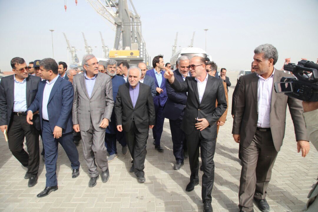 وزیر اقتصاد ازبزرگترین بندر اقیانوسی کشور بازدید کرد