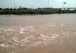 آزادی  ۵ ملوان بوشهری از امارات/ سیلاب جاده ساحلی اهواز را بست/حکم متهمان پرونده قاچاق گوشت&zwnj;های آلوده صادر شد/تالاب های رنجور در برزخ انقراض