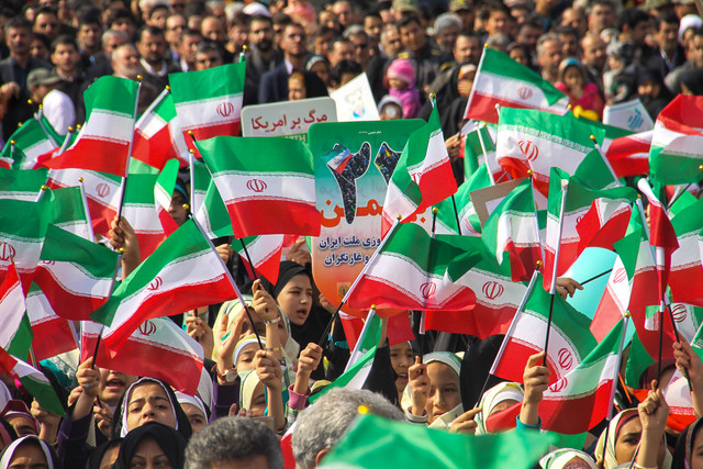 مردم در راهپیمایی ۲۲ بهمن باشکوه‌تر از سال‌های گذشته شرکت می‌کنند