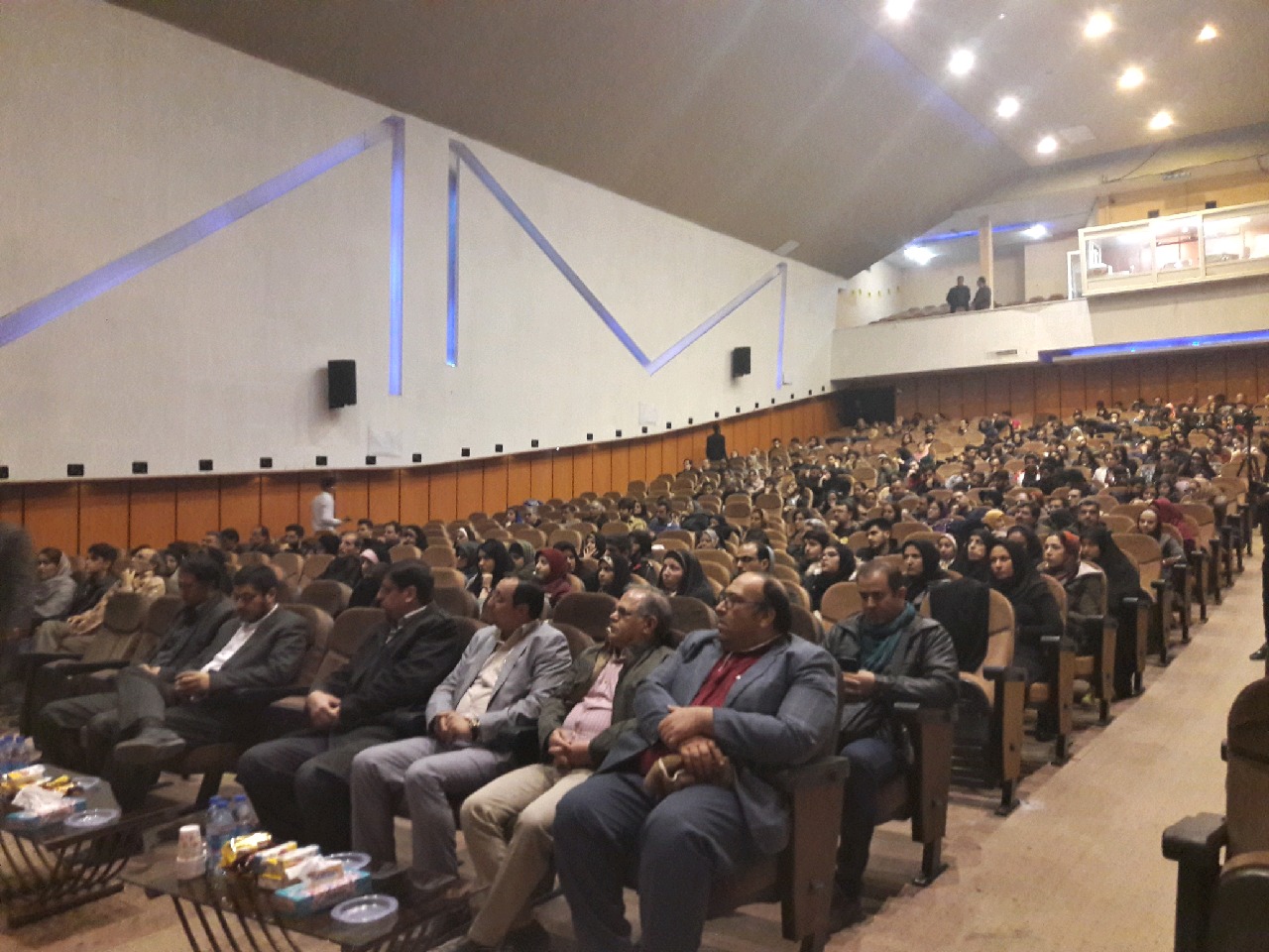 سیمرغ و پروانه&zwnj;ها روی شانه کودکان و نوجوانان استان مرکزی