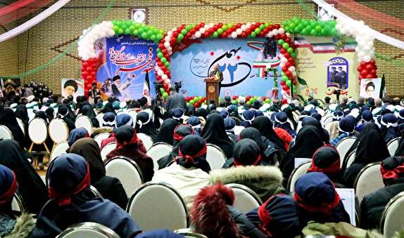 زنگ انقلاب در مدارس آذربایجان غربی نواخته شد