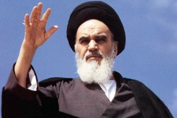 علت اینکه امام خمینی (ره) در ۱۲ بهمن ۵۷ اول به بهشت زهرا رفتند، چه بود؟ + فیلم