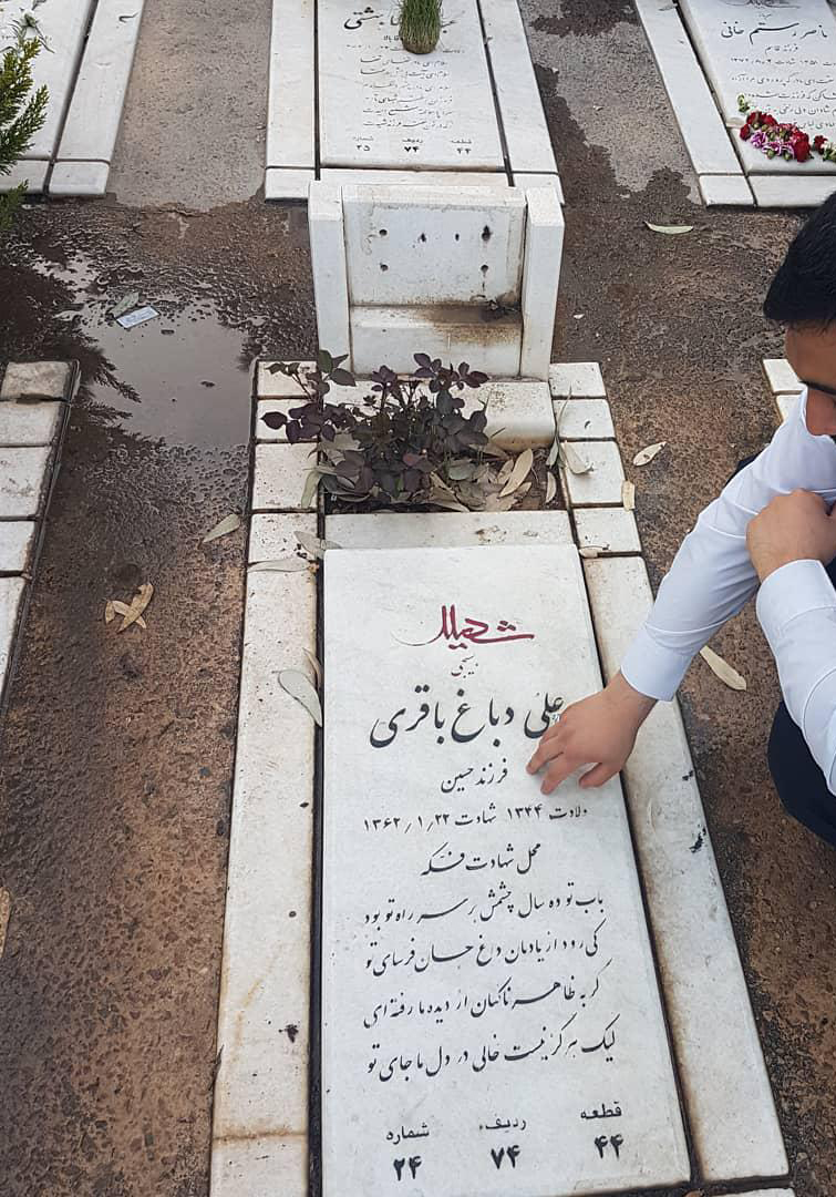 مدیر عامل بهشت زهرا یکسان منکر یکسان سازی قبور شهدای بهشت زهرا شد