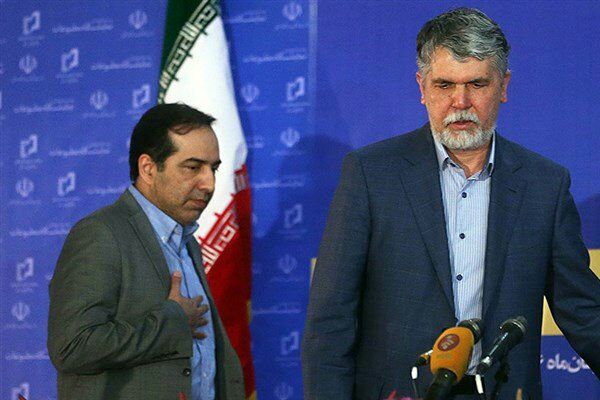 حضور وزیر ارشاد و سرپرست سازمان سینمایی در منزل علی نصیریان