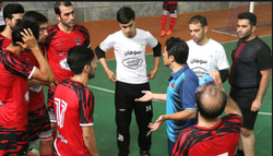 بازیکنان تیم قم پولدار می شوند!