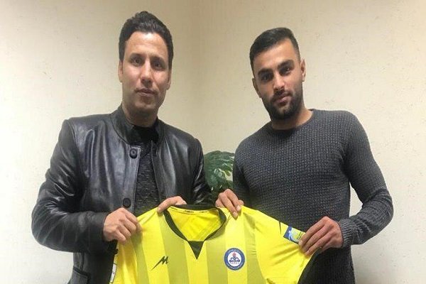 دوچرخه سوار آذربایجانی با شعار مصرف بهینه آب وارد بوشهر شد