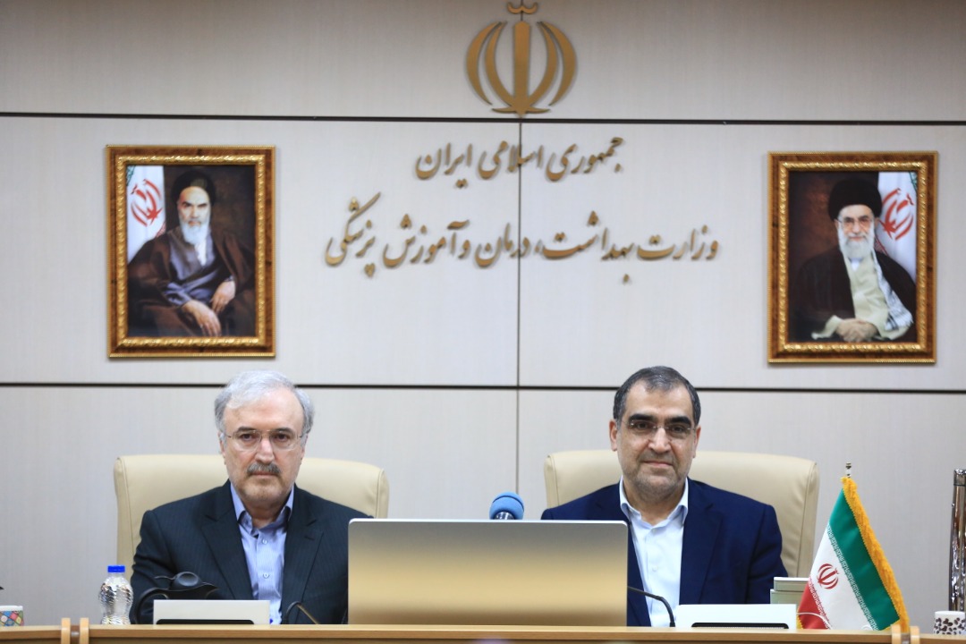 پیام تبریک قاضی زاده هاشمی به وزیر جدید بهداشت
