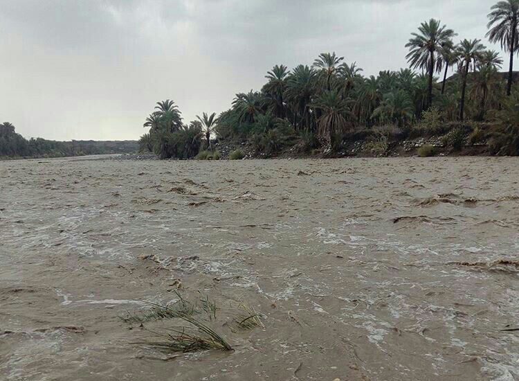 سیلاب در محورهای ارتباطی قلعه گنج