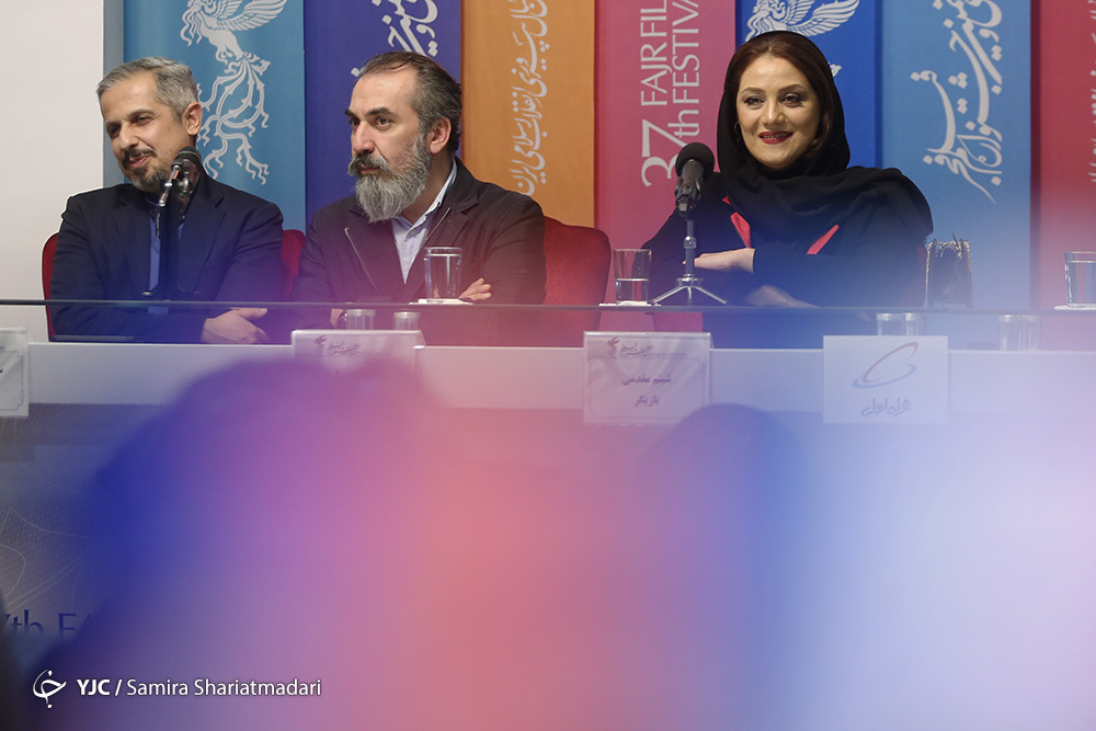 من را بی&zwnj;رحمانه نقد کنید/&laquo;زهرمار&raquo; ضد ارزشی نیست