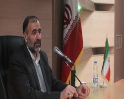 دشمنان برای ضربه زدن به انقلاب همه تلاش خود را می کند.