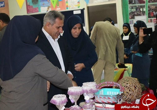 آغاز به کار بازارچه کار آفرینی دبیرستان طاهره