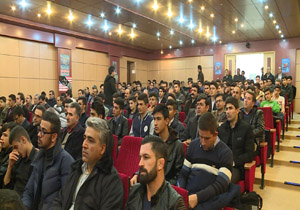 برگزاری مراسم گرامیداشت سالگرد پیروزی انقلاب اسلامی در دانشگاه آزاد
