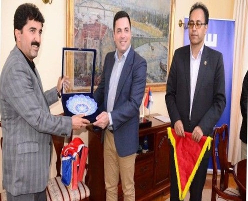 دیدار شهردار ساواچ صربستان با ملی پوشان فوتسال کشورمان