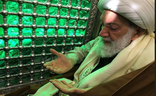 شیخ عیسی قاسم به حرم منور رضوی مشرف شد+تصاویر