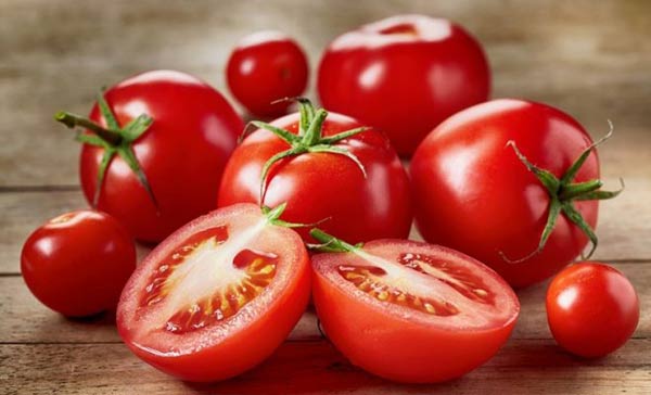 آیا رگه&zwnj;های سفید گوجه فرنگی مضر است؟