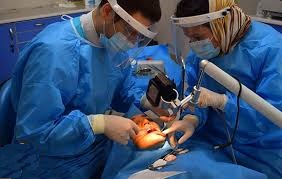 هر تورم و مشکل در دهان را باید جدی گرفت/ ١۴ تا ١٧ سالگی بهترین زمان عمل دندان عقل