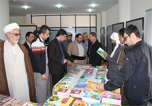افتتاح نمایشگاه کتاب در بیجار