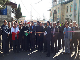 آسفالت معابر روستای اسلام آباد از بخش سنگر