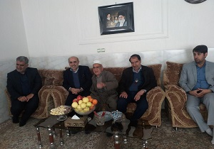 دیدار معاون سیاسی استاندار کرمانشاه با خانواده شهید ابراهیمی