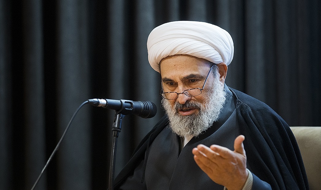 شبههافکنی درباره نامههای معروف، توهین به شخص امام (ره) است شبههافکنی درباره نامههای معروف، توهین به شخص امام (ره) است