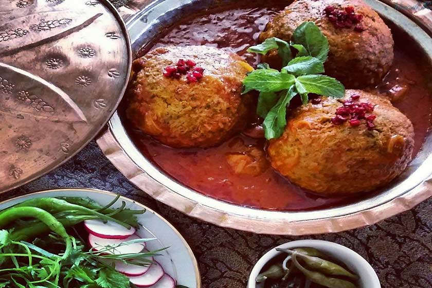 رفع تهوع و استفراغ با ((کوفته آب سماق کاشان))/ با این غذای محلی از پیری زودرس در امان بمانید