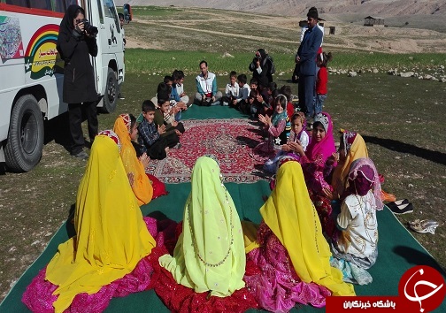 جشن کودکانه&zwnj;های انقلاب کانون پرروش فکری در حیات آباد هارکله برگزار شد