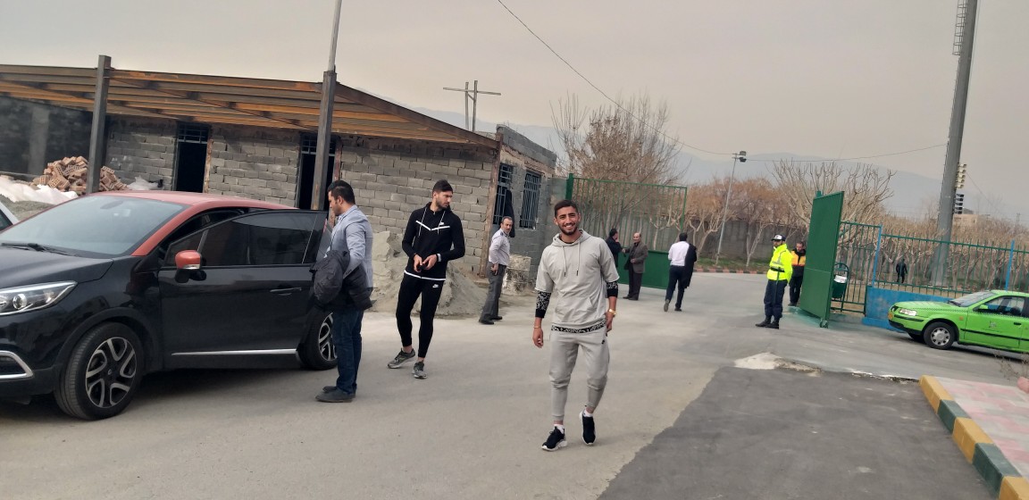 پیکان ۰ -۱ استقلال تهران / گزارش لحظه به لحظه نیمه نخست پیکان ۰ -۱ استقلال تهران / گزارش لحظه به لحظه نیمه نخست