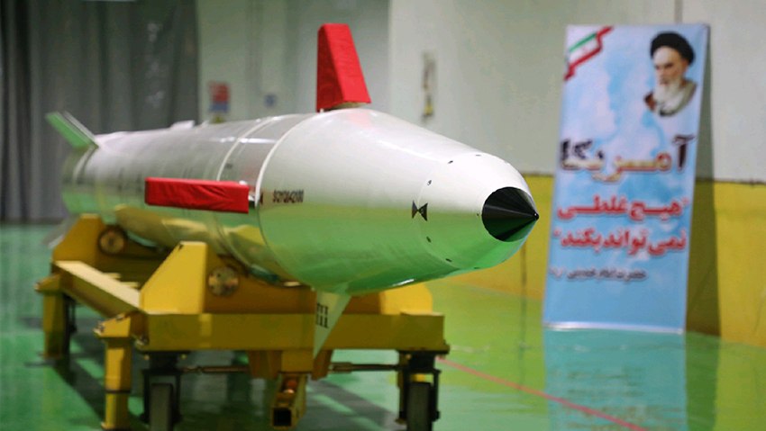 موشک «دزفول» با برد ۱۰۰۰ کیلومتر رونمایی شد موشک «دزفول» با برد ۱۰۰۰ کیلومتر رونمایی شد