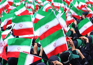 ایرانی‌ها دو برابر جهان دین‌دار هستند