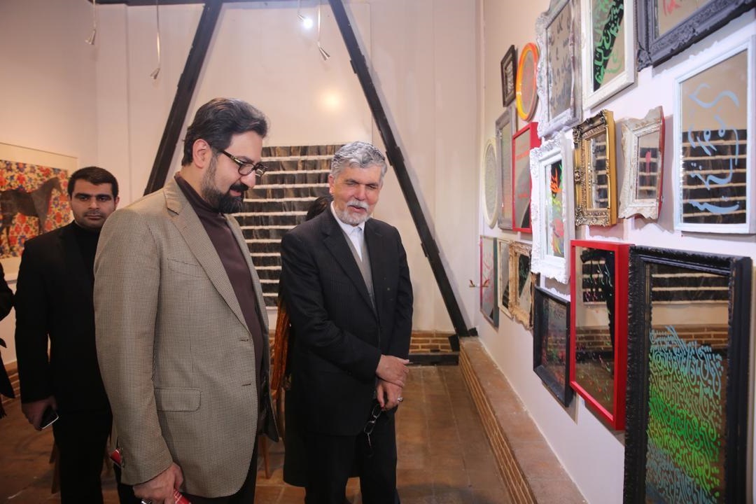 اقتصاد هنرهای تجسمی نباید متكی به فروش گالری یا حراج باشد