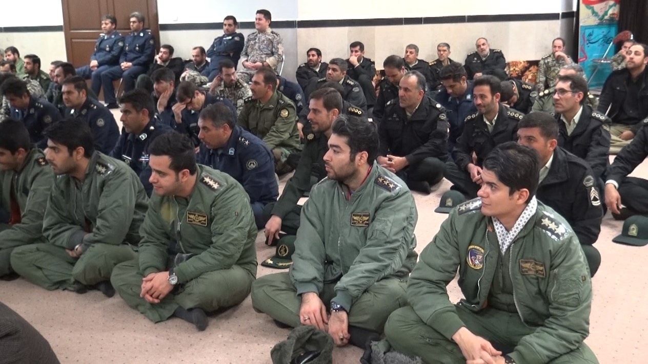 دیدار امام جمعه با کارکنان پایگاه هوایی شهید نوژه