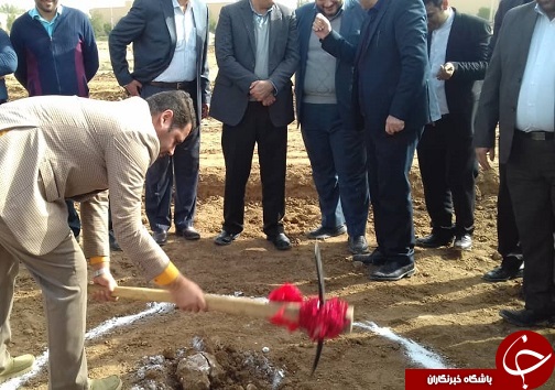 کلنگ ۲ پروژه گردشگری در شیرین شهر به زمین زده شد
