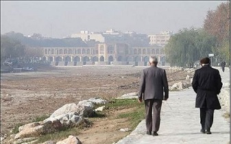 توقیف ساینا با ۲۰ میلیارد ریال کالای قاچاق در شهرضا