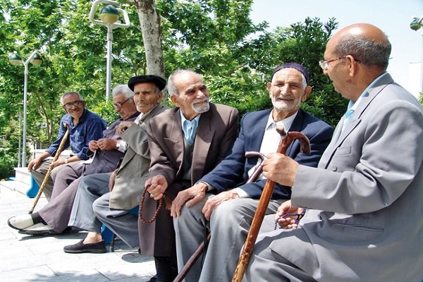 افزایش سن امید به زندگی از دستاورد&zwnj;های انقلاب اسلامی ایران است
