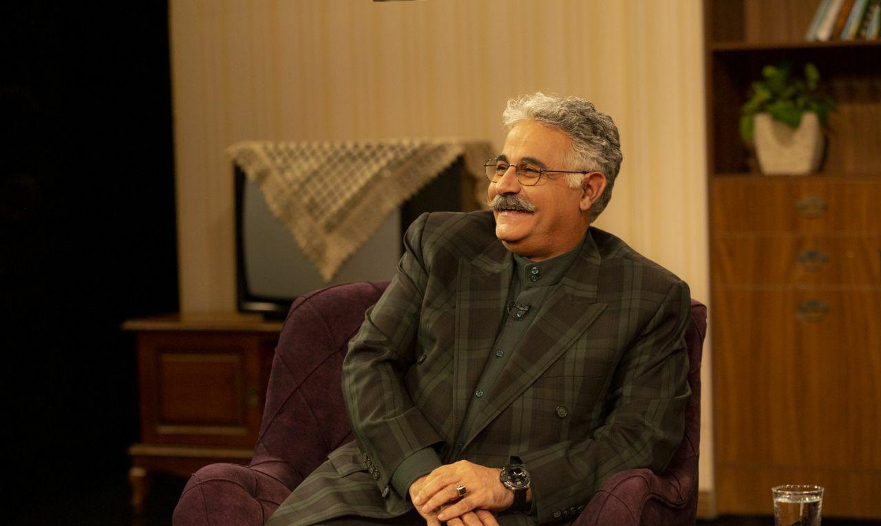 خاطرات مردان آنجلس «دست به دست» می‌شود